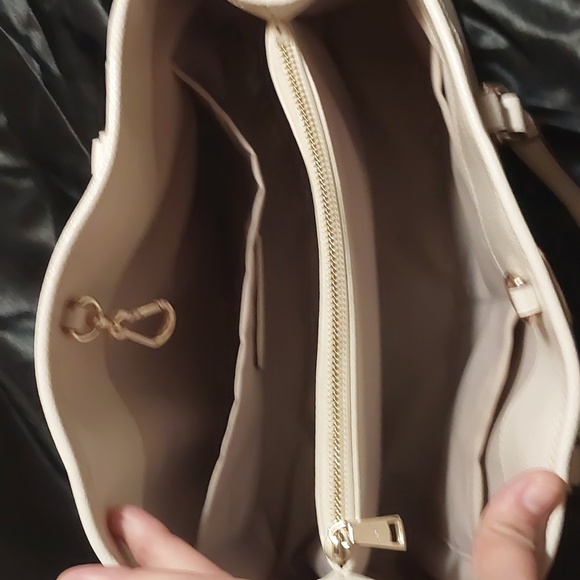 Coach Cream Tote Bag and Wallet Set - Picture 7 of 9